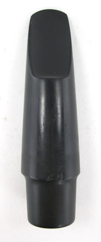 Unbranded Zinner? EM Hard Rubber .105 Tenor Saxophone Mouthpiece
