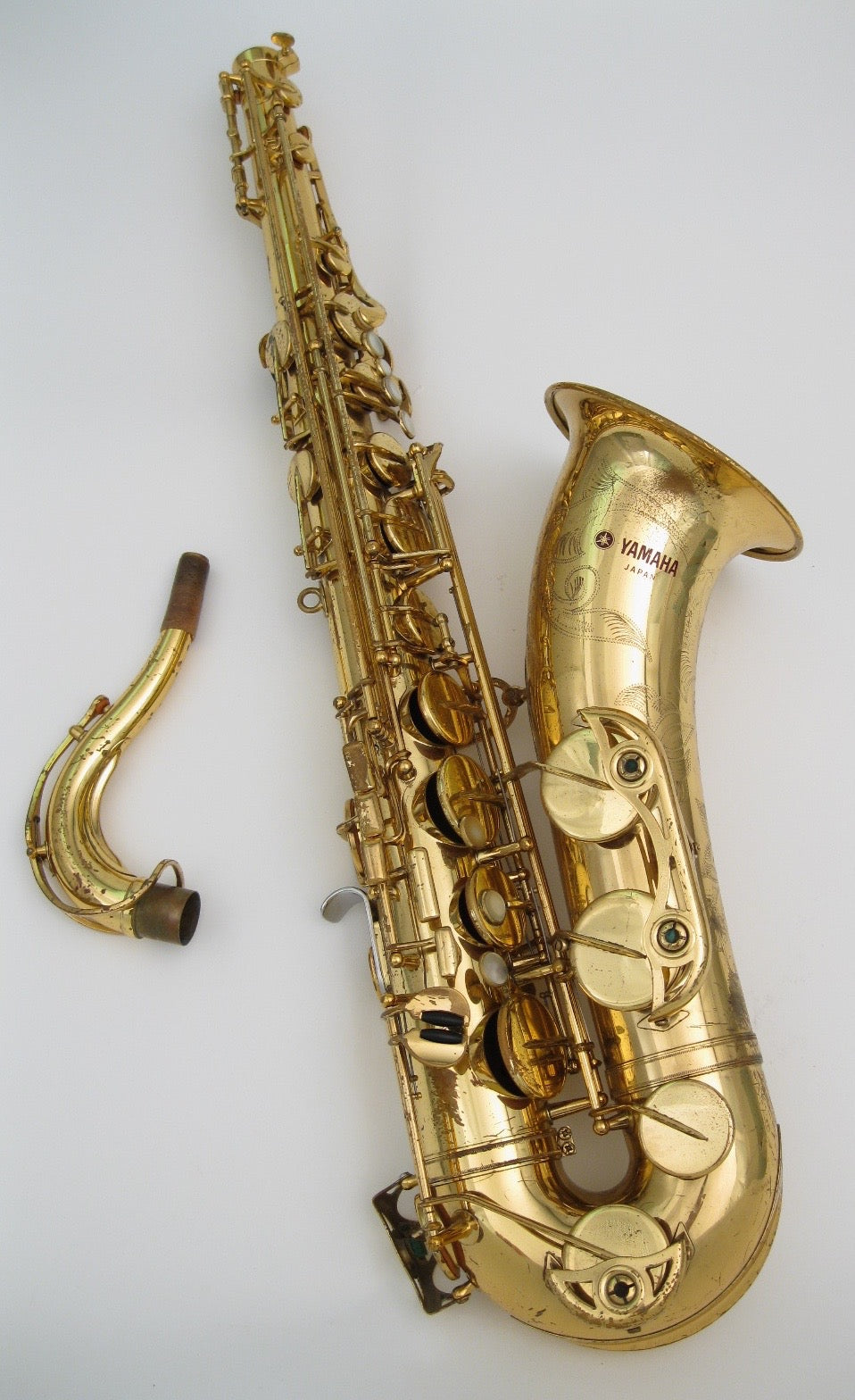 Yamaha YTS 62 Purple Logo Professional Tenor Saxophone Junkdude Used and New Saxophones and Saxophone Mouthpieces